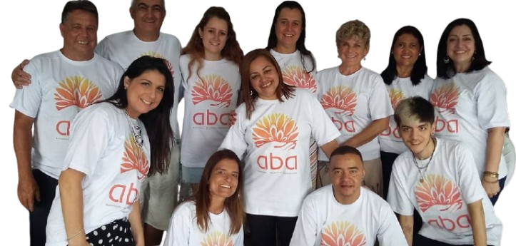 Equipe e Comunidade da ABA Addison reunida em acolhimento